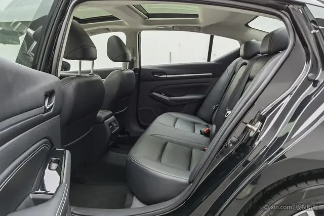 Nissan Teana 2.0L XL-TLS Enjoy Edition