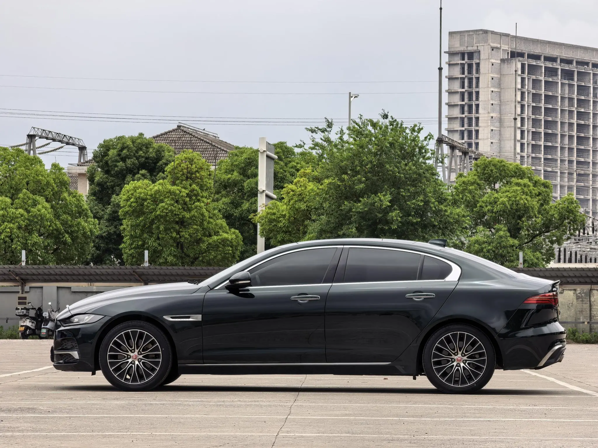 Jaguar Jaguar XEL 2.0T 250PS S aggressive and elegant version