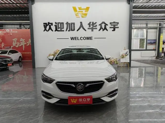 Buick Regal 20T Elite Country VI
