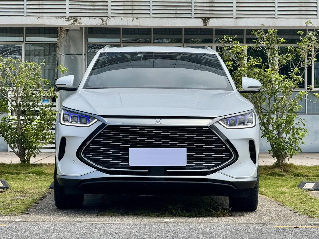 BYD Song PLUS DM DM-i 110KM two-wheel drive flagship PLUS 5G version