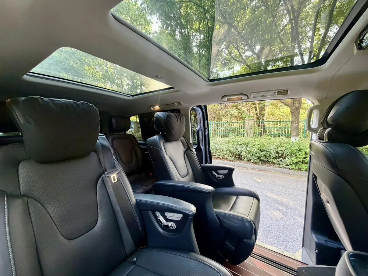 Mercedes-Benz Mercedes-Benz V-class V 260 L Premium Extended Version Country VI