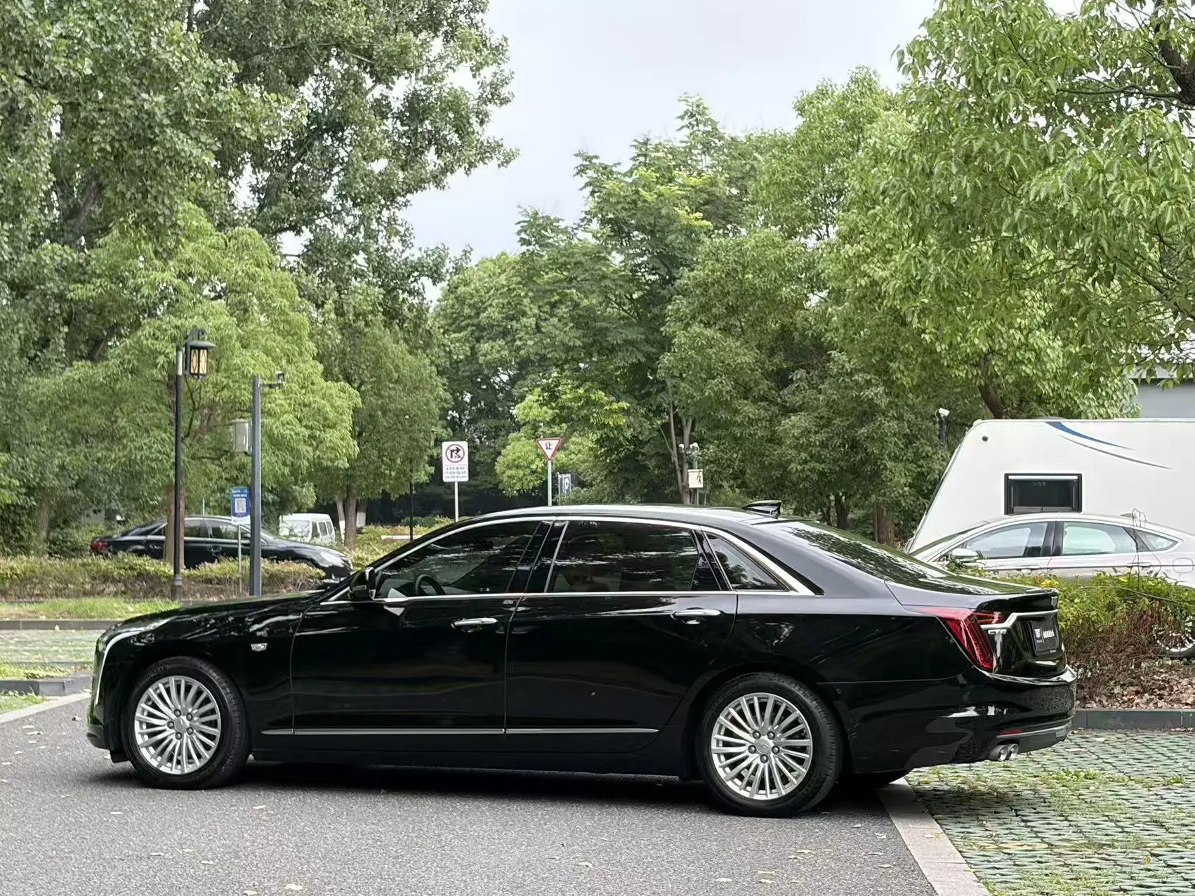 Cadillac Cadillac CT6 28T luxury