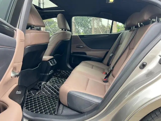 Lexus Lexus ES 200 Excellent Edition