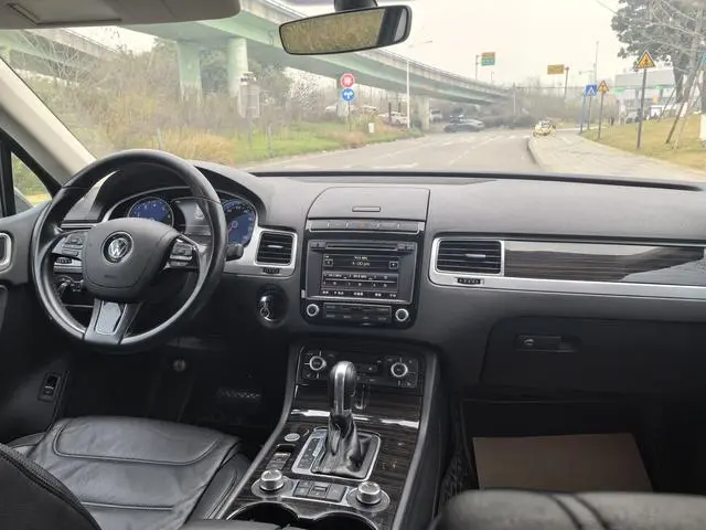 Volkswagen Touareg 3.0TSI departure type