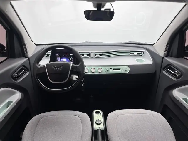 Wuling Wuling Hongguang MINIEV Macaron Premium Lithium Iron Phosphate