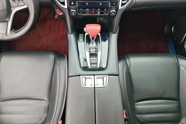 Honda Honda UR-V 240TURBO two-wheel drive classic version Country V