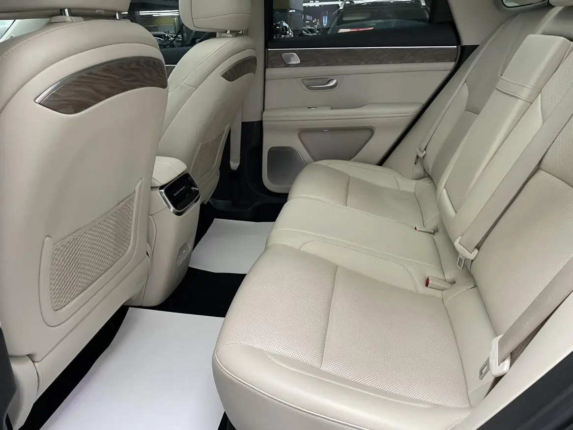 AITO Ask the world M5 Extended range four-wheel drive Ultimate edition