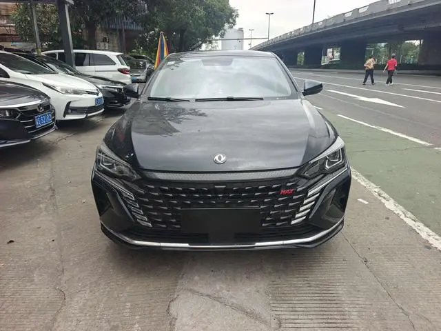 Dongfeng Fengshen Yi Hyun MAX 1.5T Super Power Dad Version