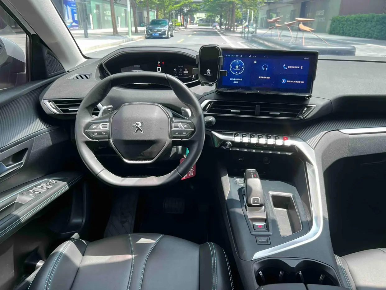 Peugeot Peugeot 5008 360THP 5-seater strength Edition