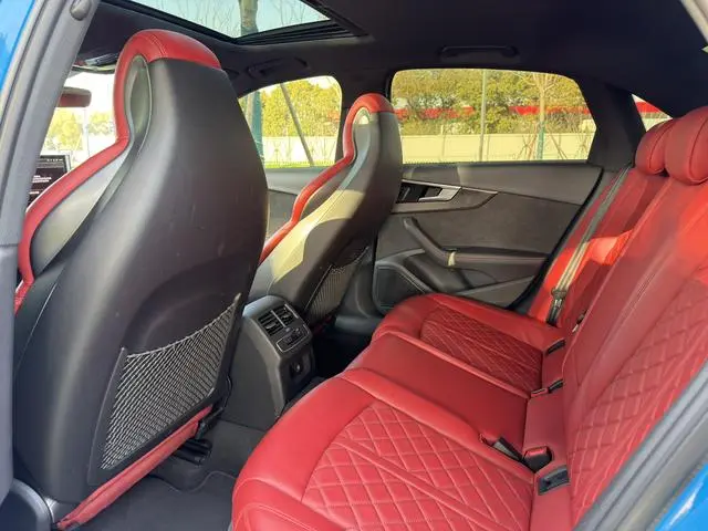 Audi Audi S4 3.0TFSI
