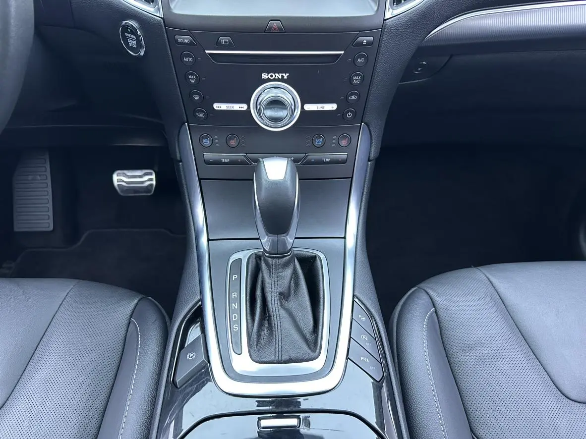 Ford Sharp World EcoBoost 245 four-wheel drive Zunrui Plus 7-seater country VI