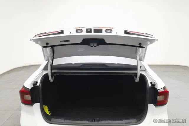 Roewe Roewe i5 1.5L automatic 4G Interconnection Linghao Version