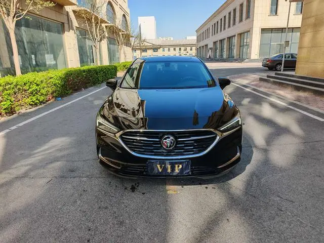 Buick Lacrosse 652T luxury