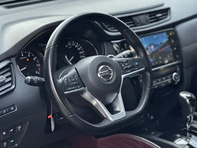Nissan Qijun 2.5 L XL ITS CVT 4WD Luxury Pilot Edition