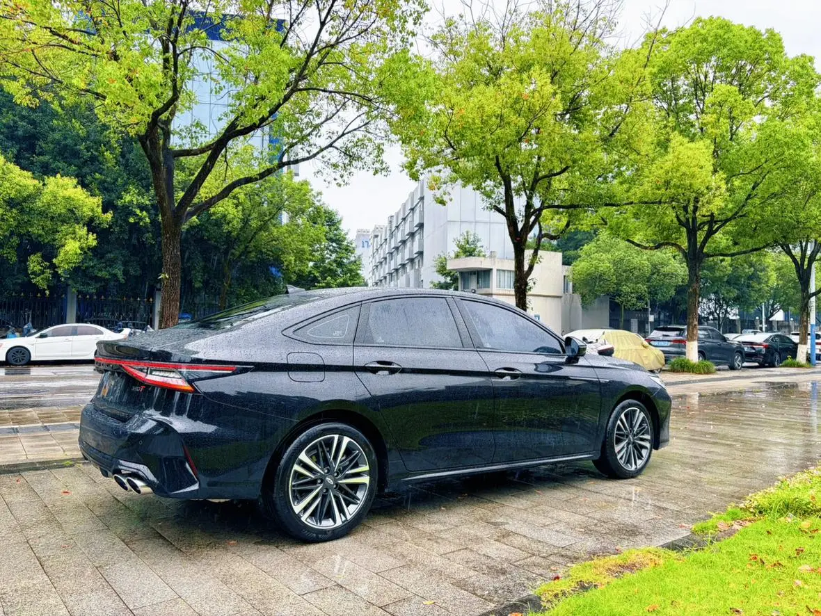 Chery Fulwin Arrizo 8 High-energy version 2.0T DCT royal