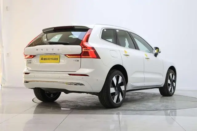 Volvo Volvo XC60 PHEV T8 four-wheel drive long battery life Zhiyuan Deluxe Edition