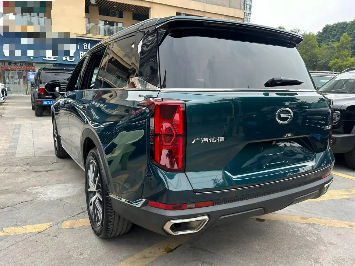 GAC Trumpchi GS8 Pilot Series 2.0 TGDI Two-wheel drive Exclusive Edition 7 seats