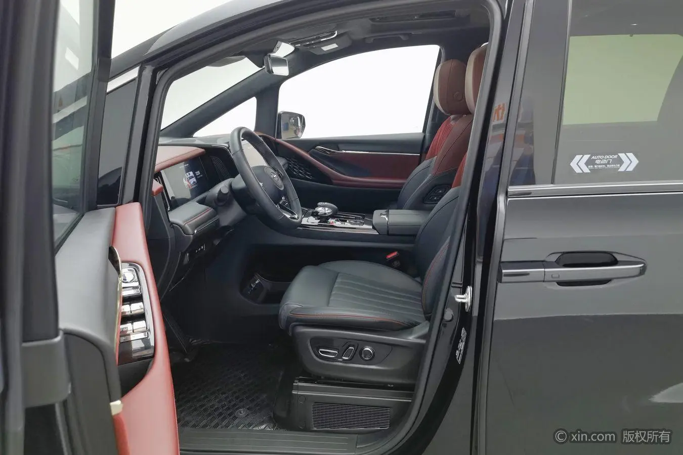 GAC Trumpchi E9 PHEV 2.0TM Master