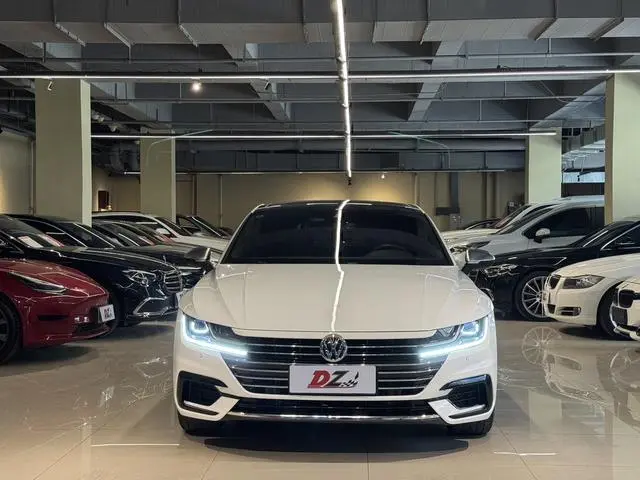 Volkswagen Volkswagen CC 330TSI Charm Edition Country VI