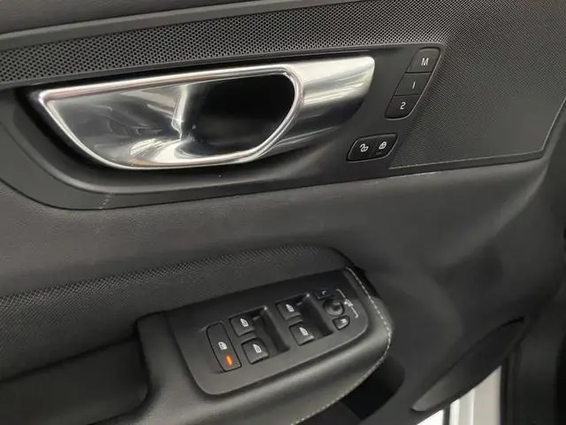 Volvo Volvo XC60 PHEV T8 E-drive hybrid Zhiyuan Sports Edition