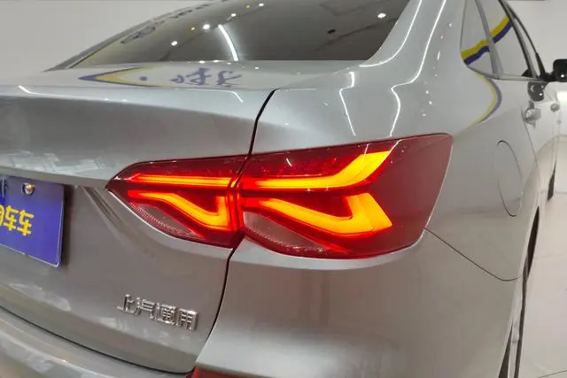 Chevrolet Cruze 1.5L Dual Clutch Enjoy Edition