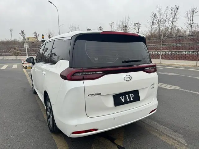 GAC Trumpchi M6 270T Automatic Deluxe Edition 7 seats