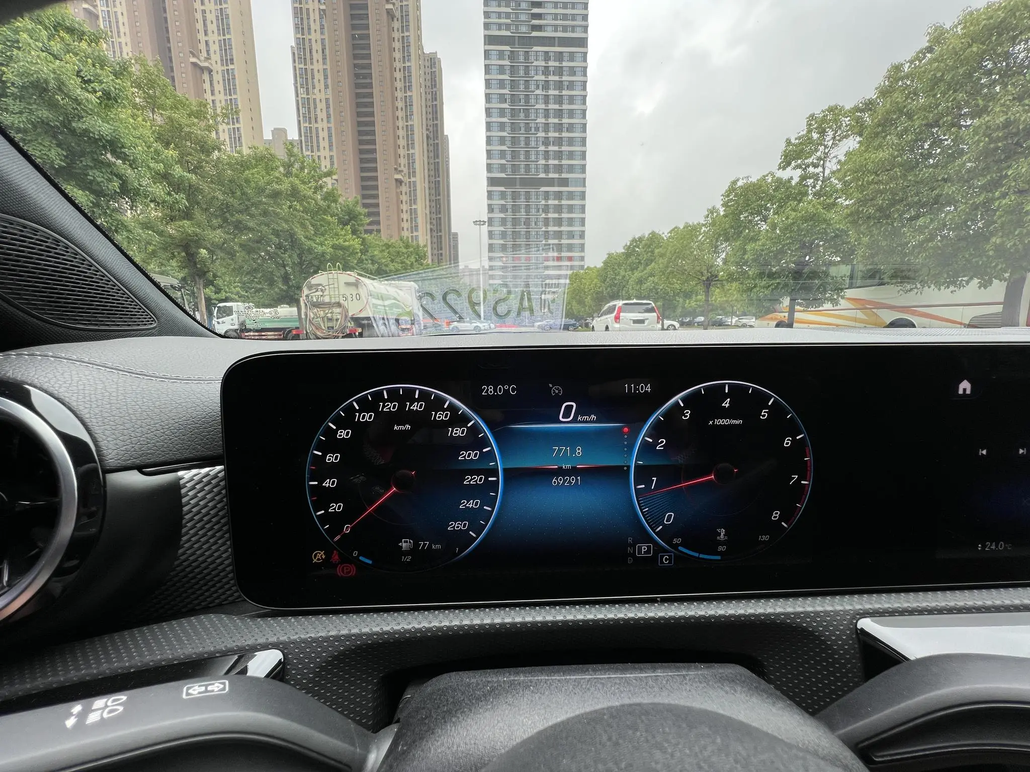 Mercedes-Benz Mercedes-Benz A-class Facelift A 180 L sports sedan