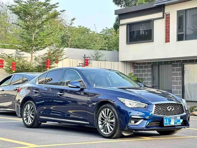 Infiniti Infiniti Q50L 2.0T 30th Anniversary Limited Edition