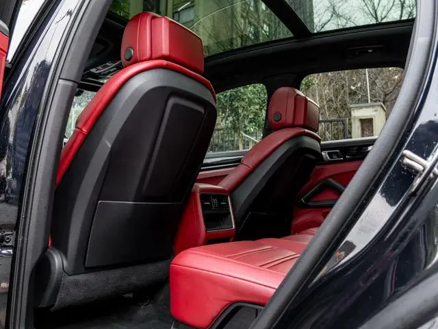 Porsche Cayenne E-Hybrid Cayenne E-Hybrid 2.0T
