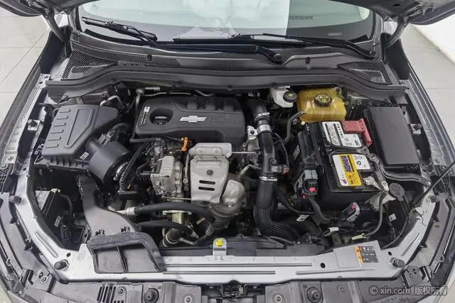 Chevrolet Cruze Redline 320T dual clutch Refreshing Version