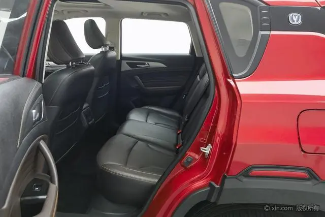 Changan Changan CS35 PLUS 1.6L Manual Changlian version Country V