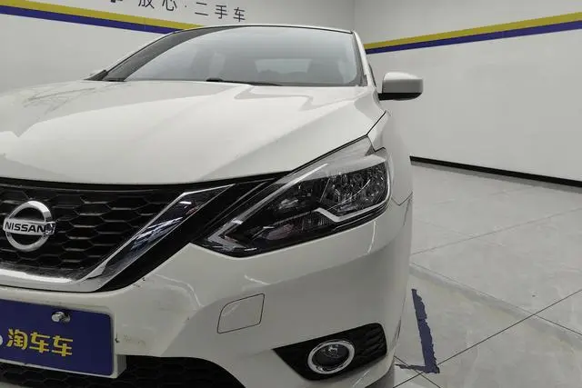 Nissan Xuan Yi Classic 1.6 XL CVT Deluxe Edition