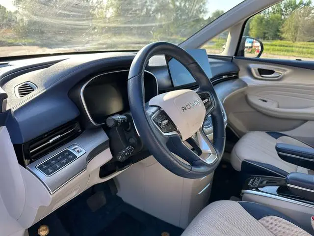 Roewe Roewe iMAX8 400TGI Supreme Series Extreme Edition