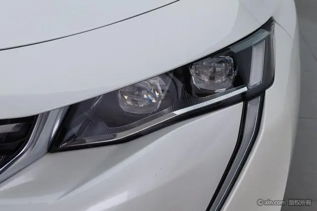 Peugeot Peugeot 508L 400THP PureTech Driving Control Edition