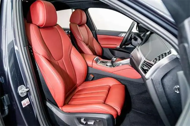 BMW BMW X6 xDrive30i M sports suit