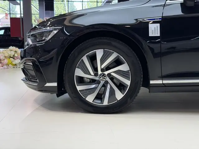 Volkswagen Magotan GTE Luxury