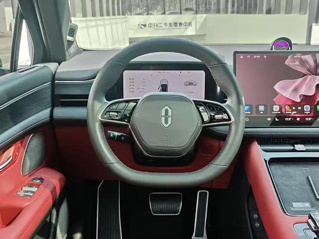 AITO Ask the world M5 Extended range Max RS four-wheel drive high-end smart driving version