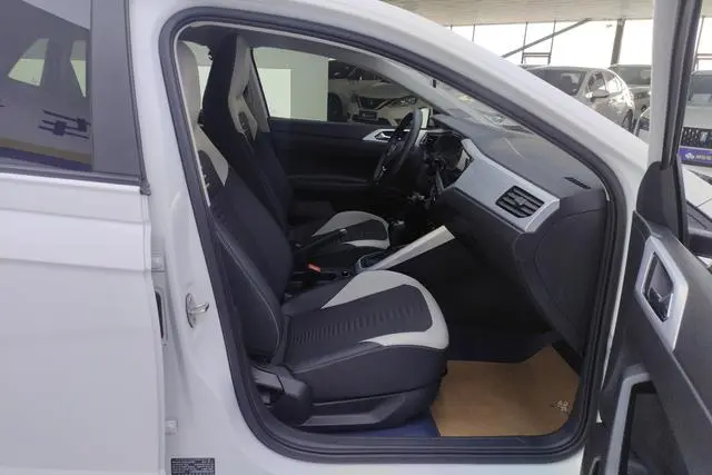 Volkswagen Polo Plus 1.5L automatic colorful technology version