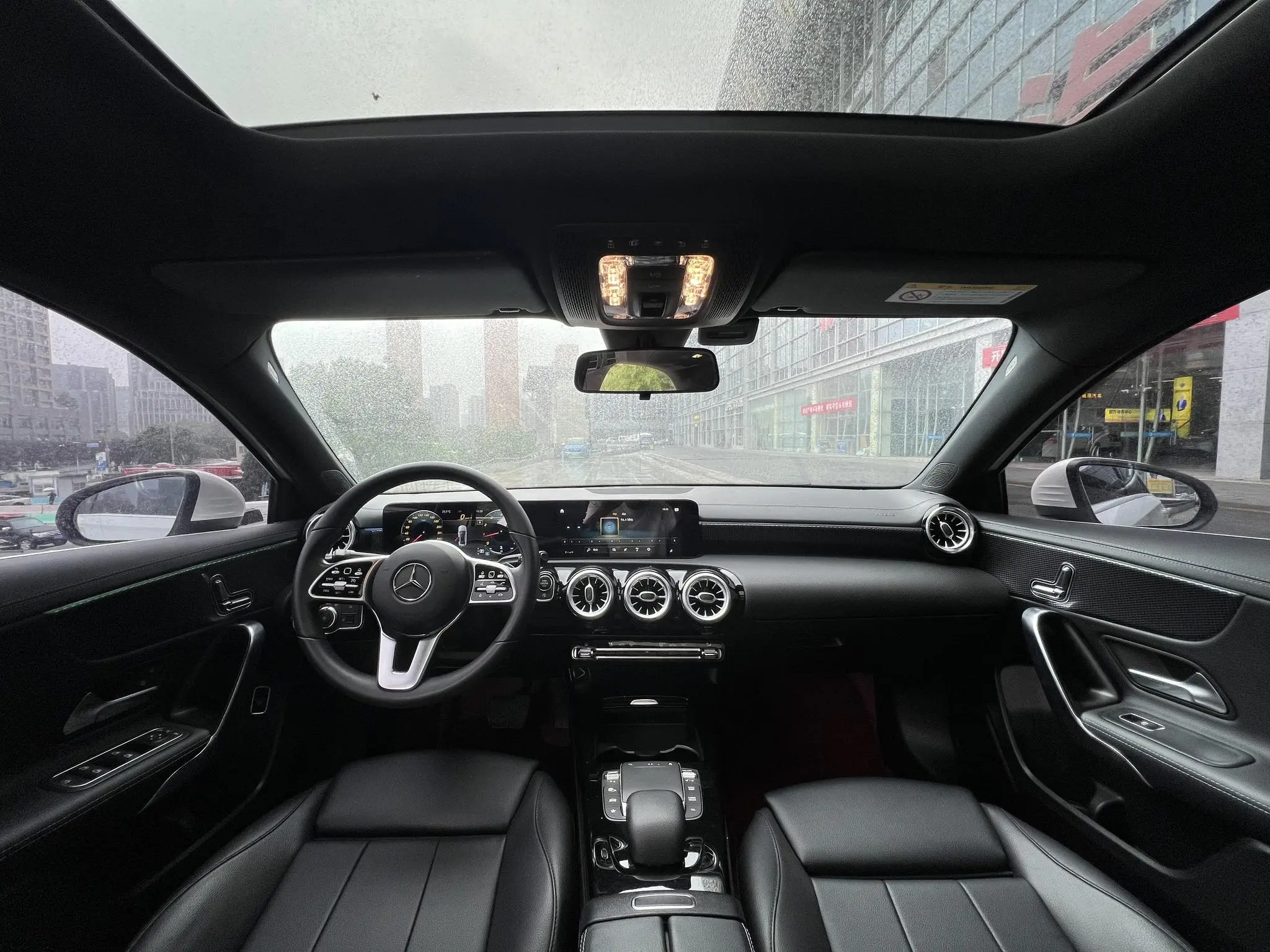 Mercedes-Benz Mercedes-Benz A-class A 200 L sports sedan dynamic Version
