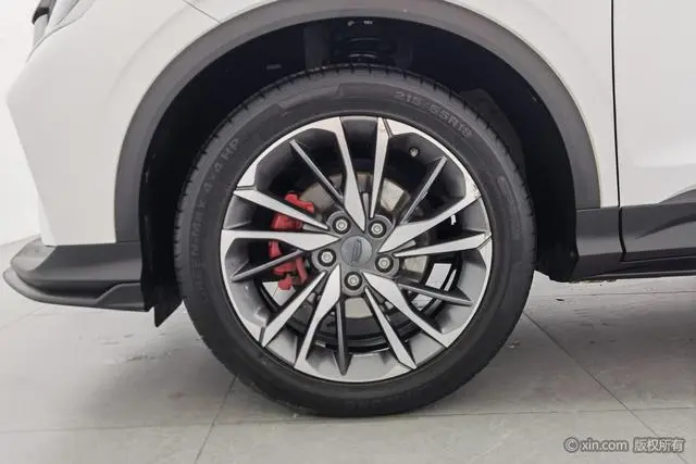 Geely Binyue Sports 260T DCT Ranger Country VI