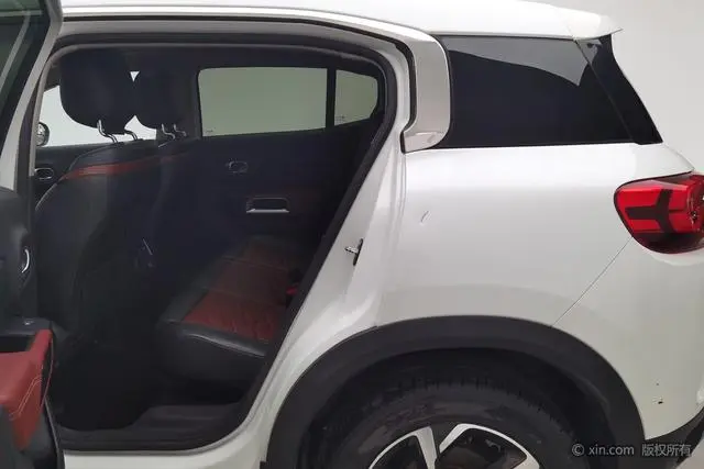 Citroen Tianyi C5 AIRCROSS 350THP luxury