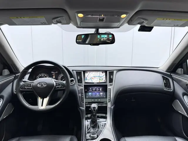 Infiniti Infiniti Q50L 2.0T Premium Version Country VI