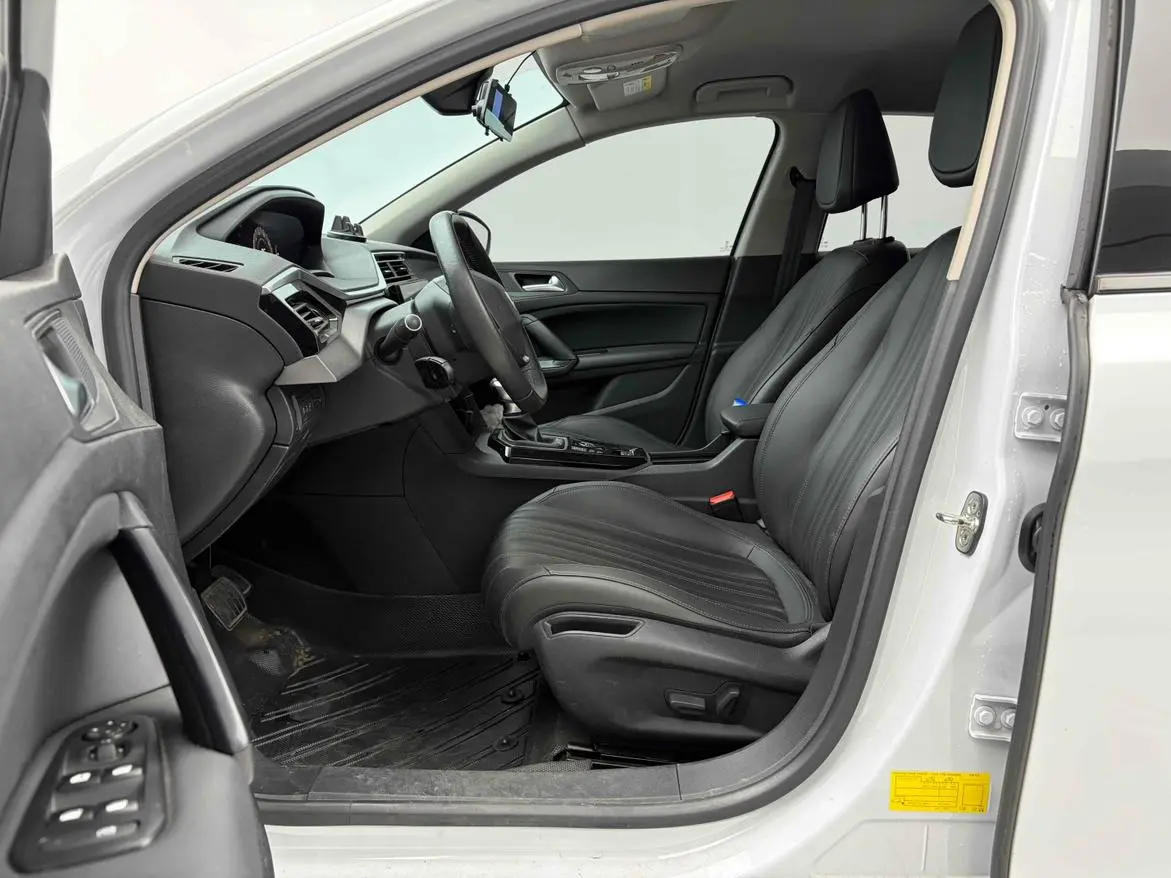 Peugeot Peugeot 408 360THP Romani Version