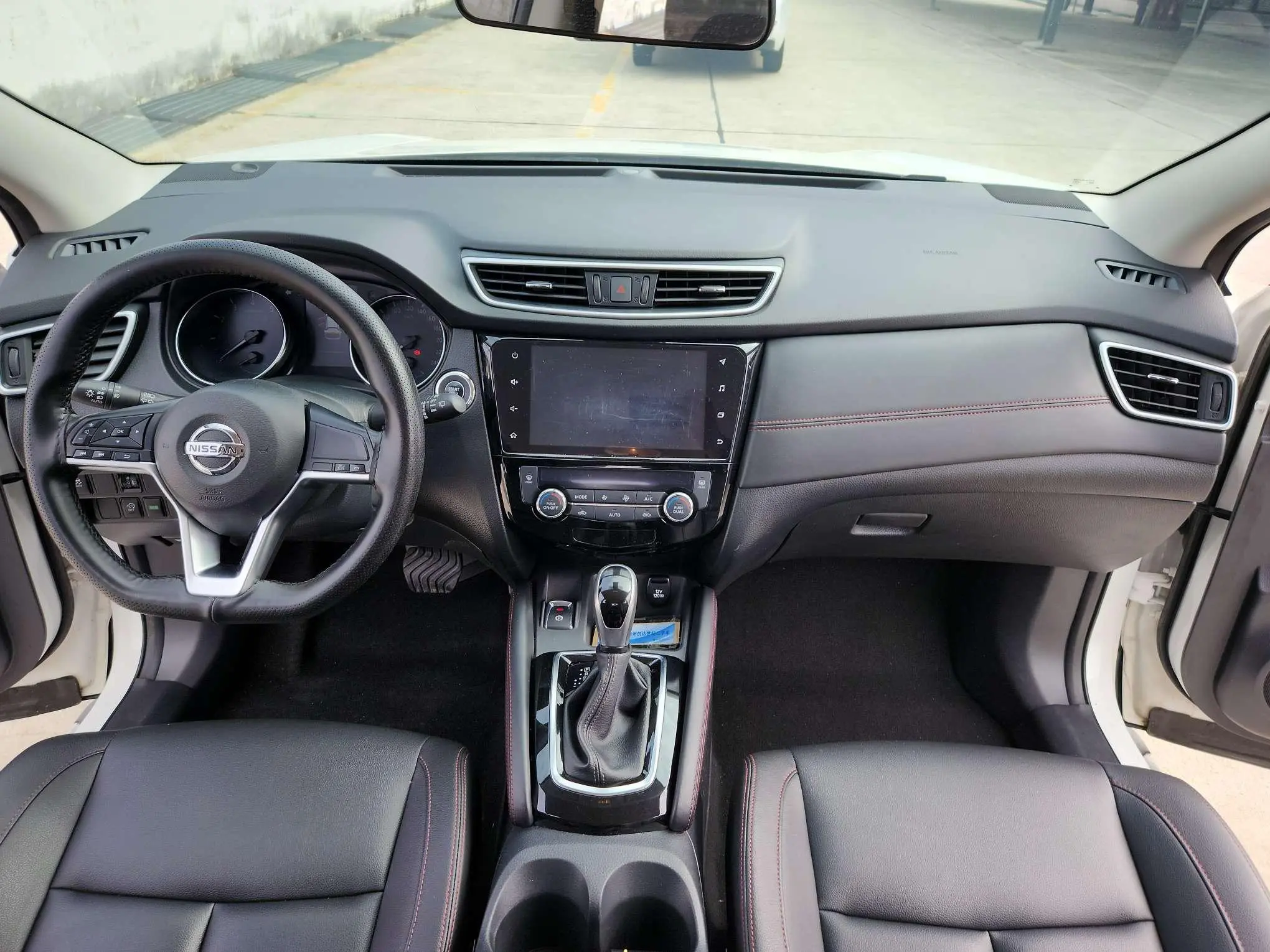 Nissan Qashqai 2.0 L XV Smart Edition