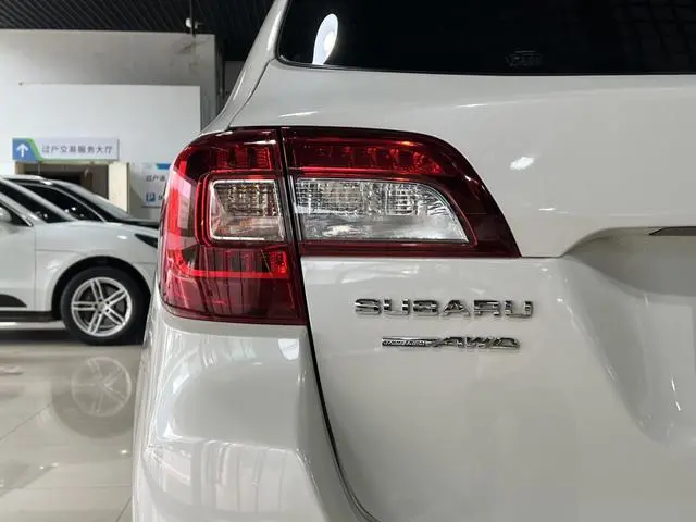 Subaru OUTBACK 2.5i Sports Navigation Version EyeSight
