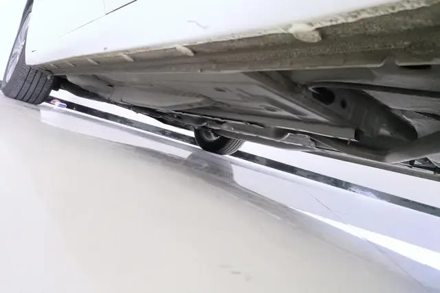Chevrolet Cruze 320 automatic Enjoy Skylight version