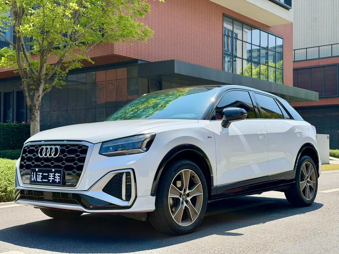 Audi Audi Q2L 35 TFSI fashion and elegant
