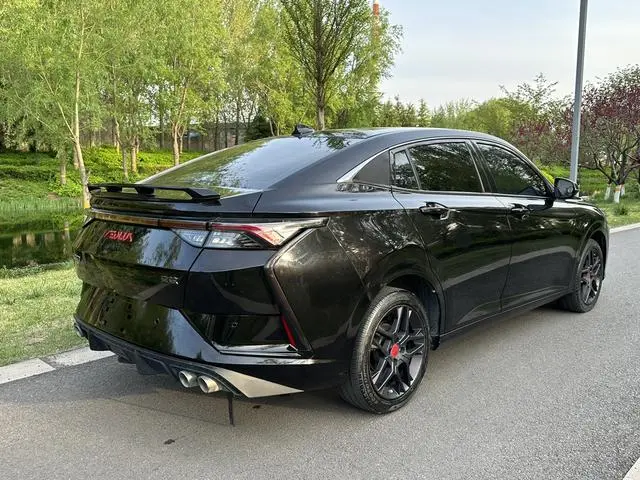 Dongfeng Fengshen Yi Hyun 230T Automatic Shadow Chasing Knight Edition