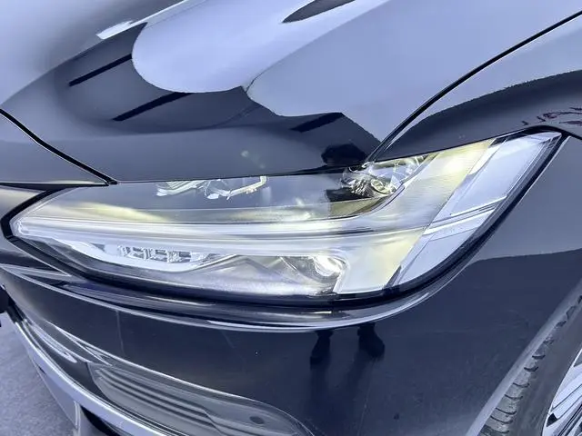 Volvo Volvo S90 PHEV T8 four-wheel drive long battery life Zhiyi Deluxe Edition