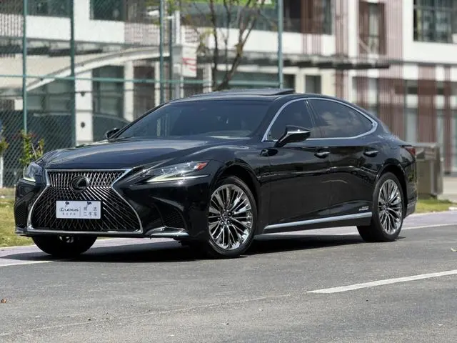 Lexus Lexus LS 500h Executive Edition Country VI